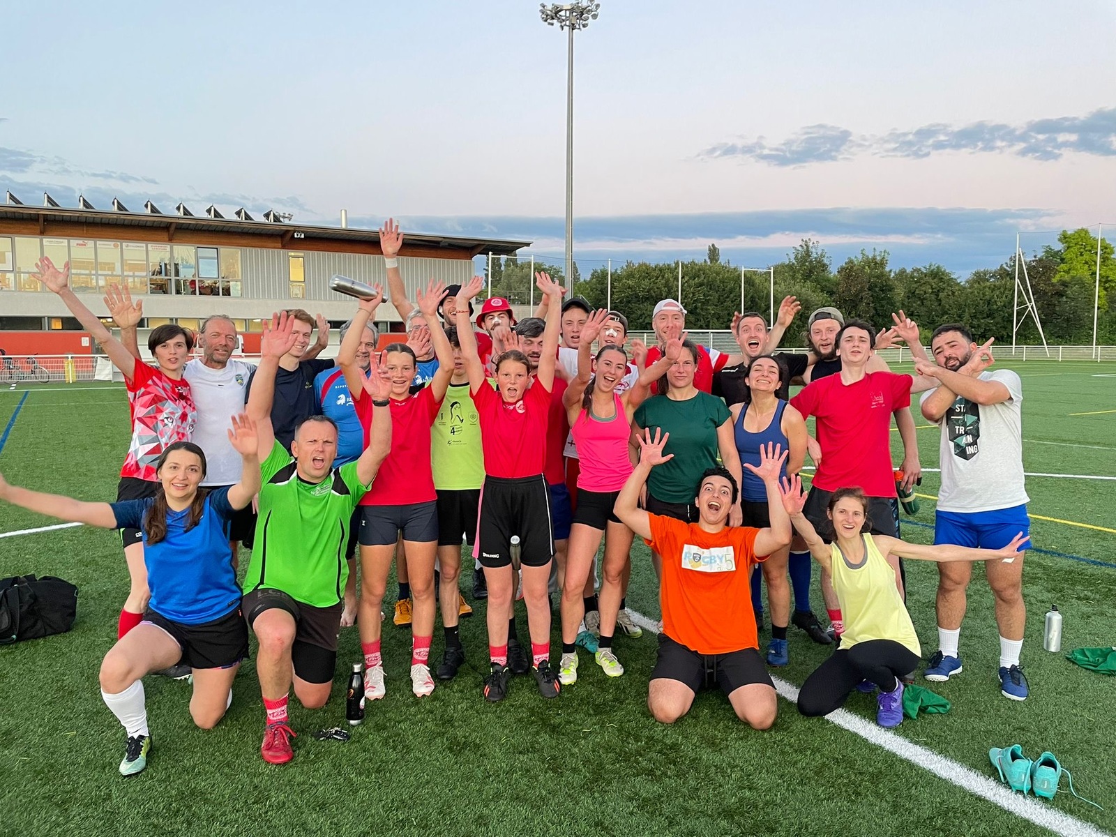 🏉 Entraînement découverte & tartes flambées ! 🔥🍻